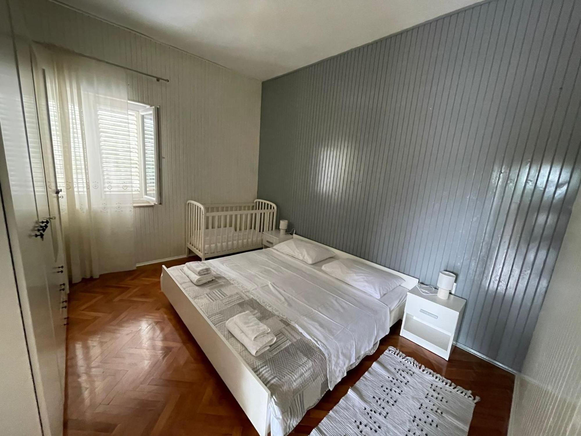 Holiday House Fila Turanj Esterno foto